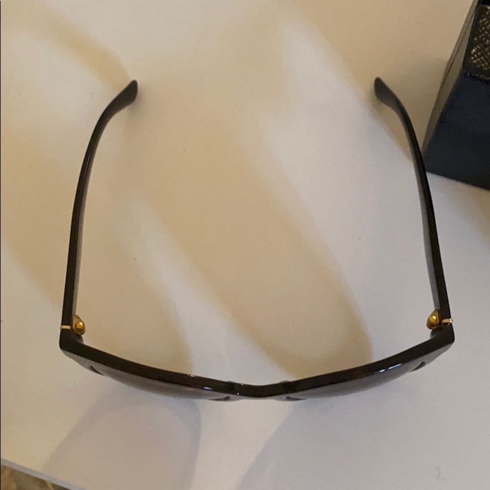 Prada sunglasses - Picture 2 of 6